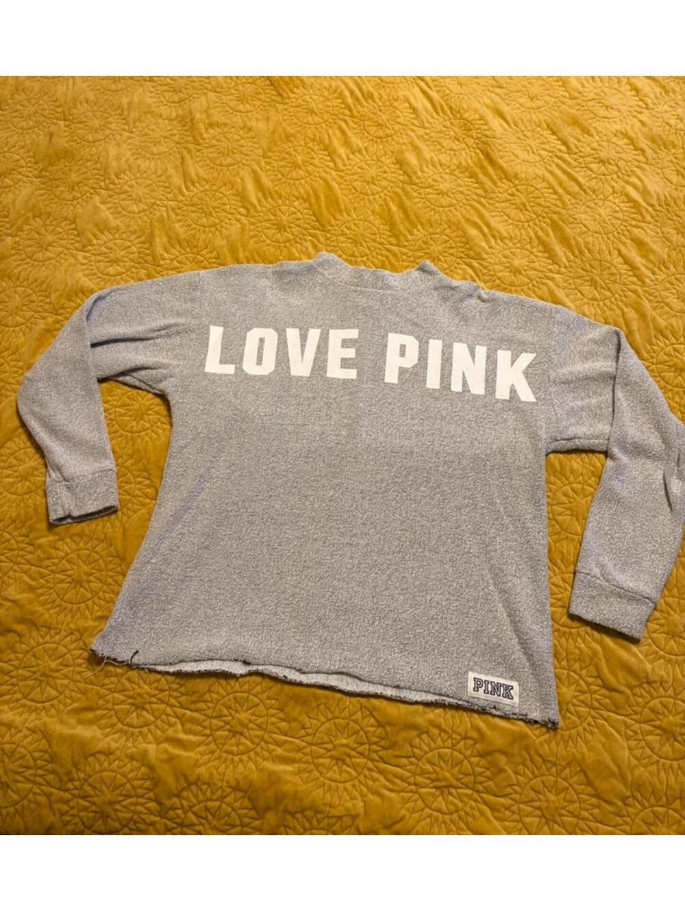 Victoria’s Secret PINK Sweatshirt – Cozy & Trendy! - Women’s Medium